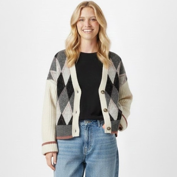 Rachel Zoe Sweaters - Rachel Zoe Argyle Cardigan Sweater Cream Black Grey Pink‎ Ribbed Cuffs preppS